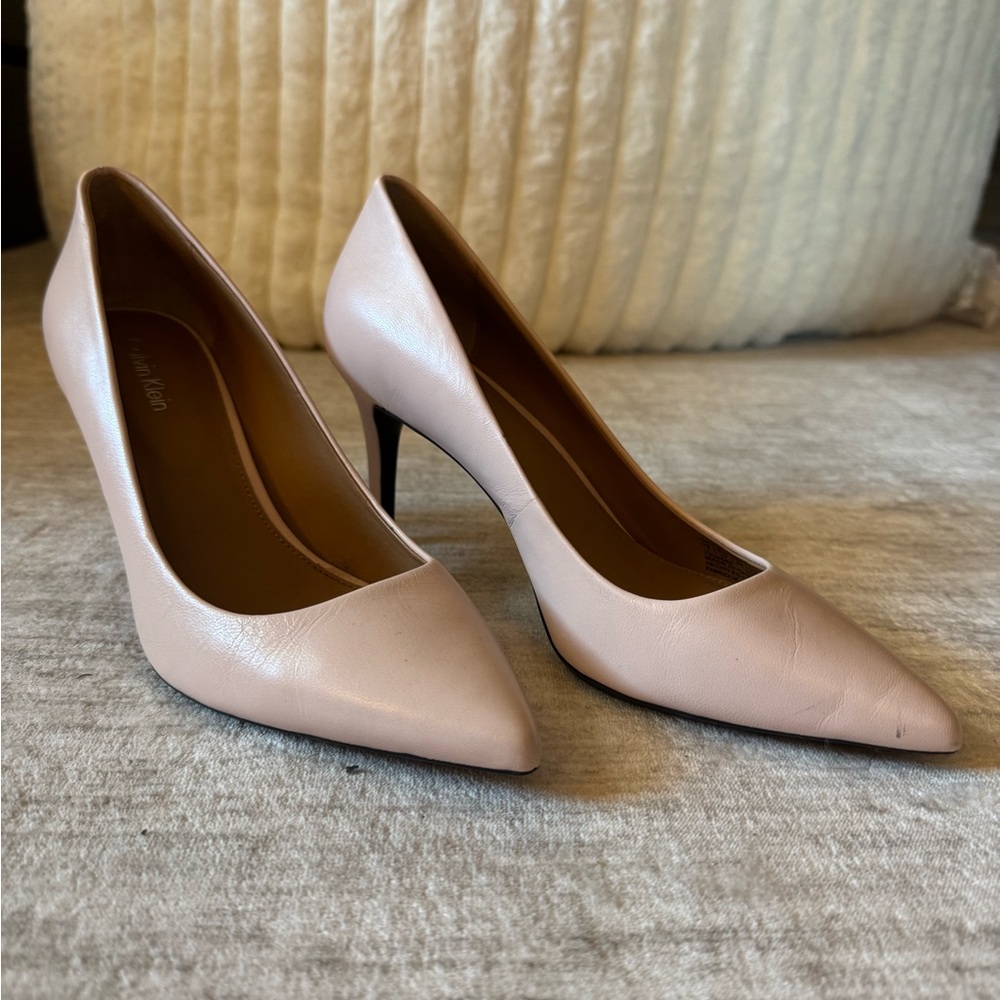 Calvin Klein Blush Leather Work Pumps – Size 7 – 3.5” Heel